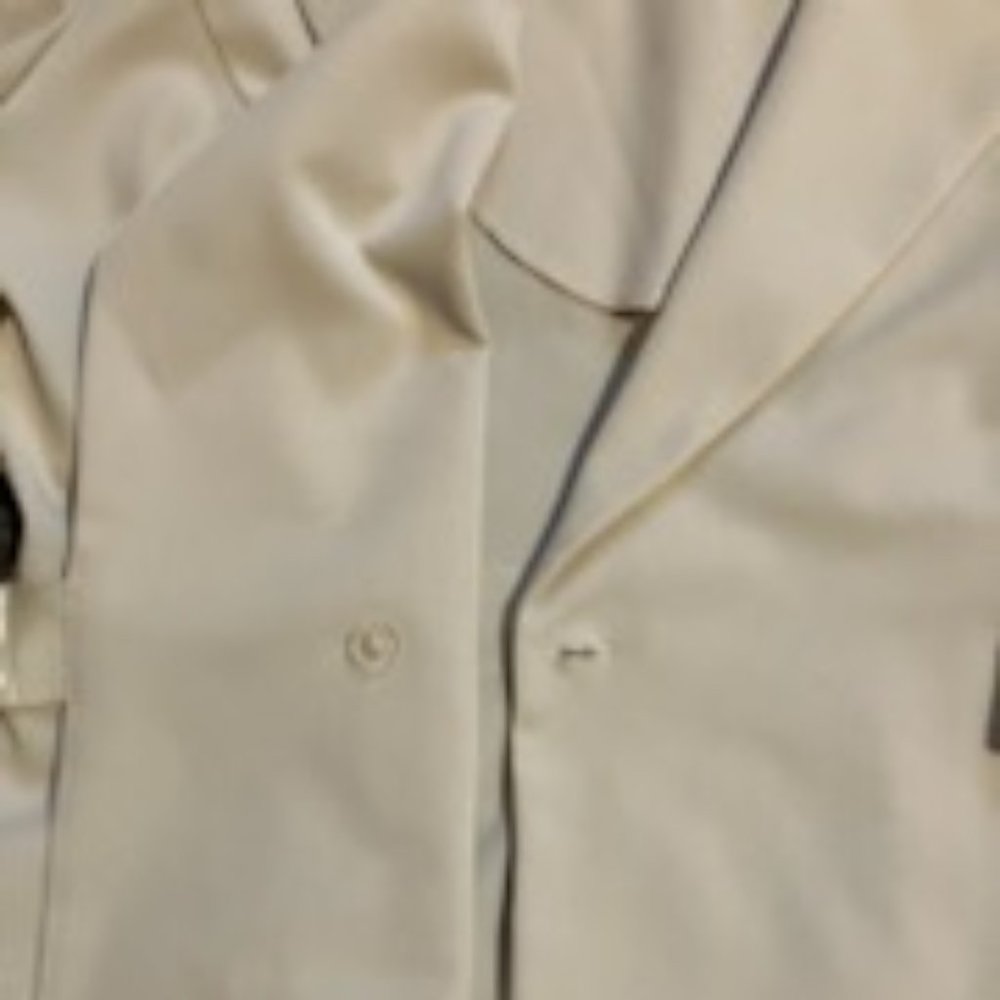 Courtenay Ivory Short-Sleeve Pantsuit - Picture 6 of 14
